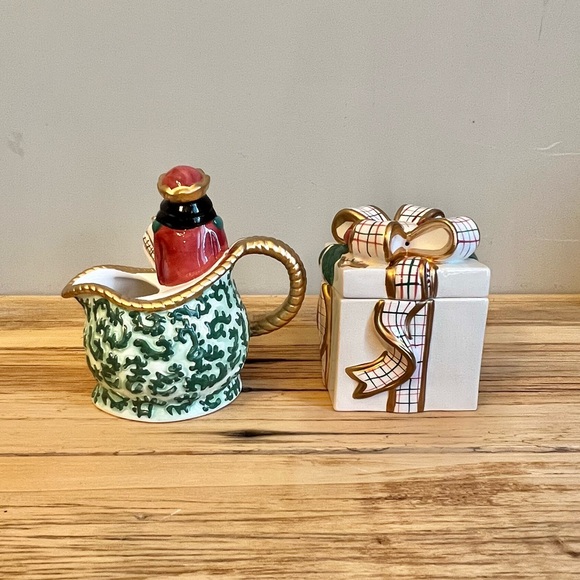 Avon St Nicholas Sugar And Creamer Ceramic Set - Picture 4 of 9